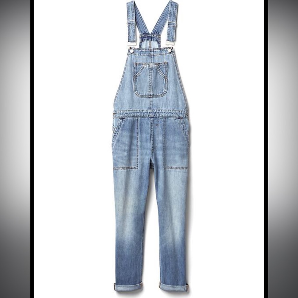 Gap classic slouchy cropped denim overalls